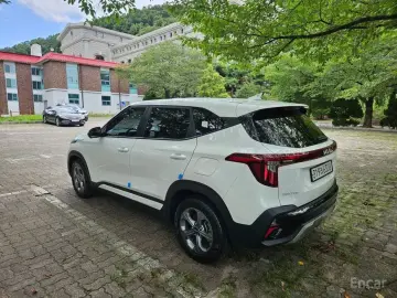 2023 Kia Seltos с пробегом 22 017 км