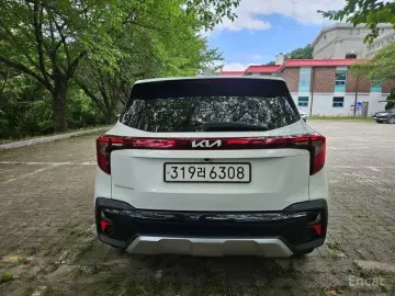2023 Kia Seltos с пробегом 22 017 км