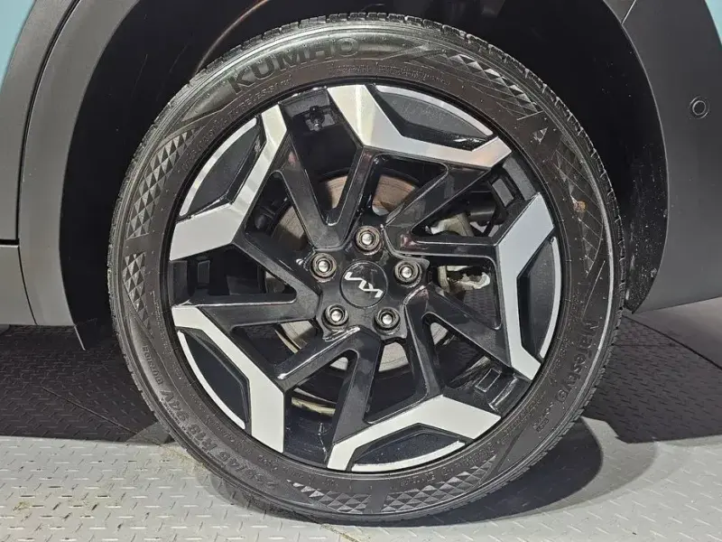 2025 Kia Seltos с пробегом 10 526 км
