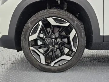 2026 Kia Seltos с пробегом 4 486 км