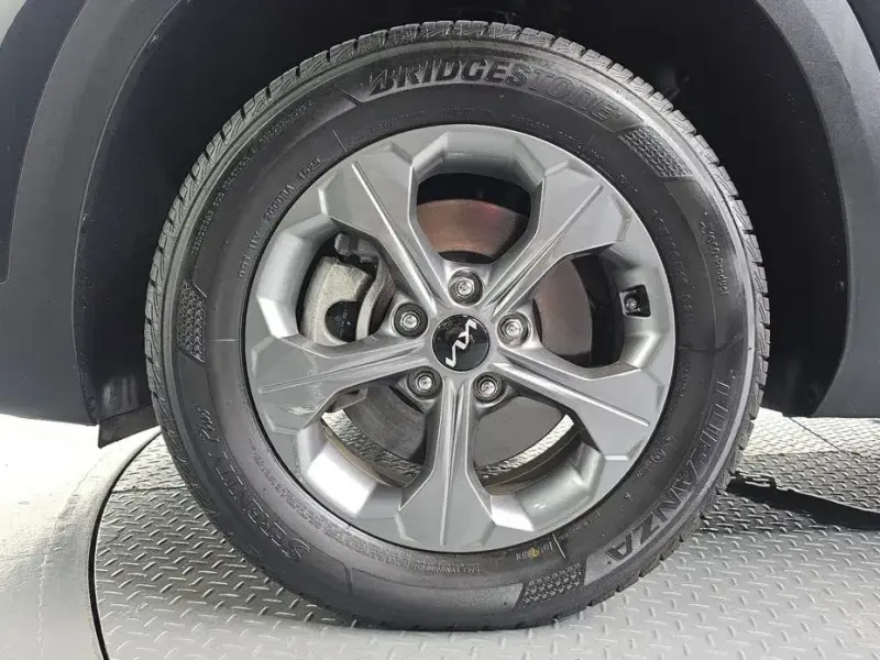 2024 Kia Seltos с пробегом 42 891 км