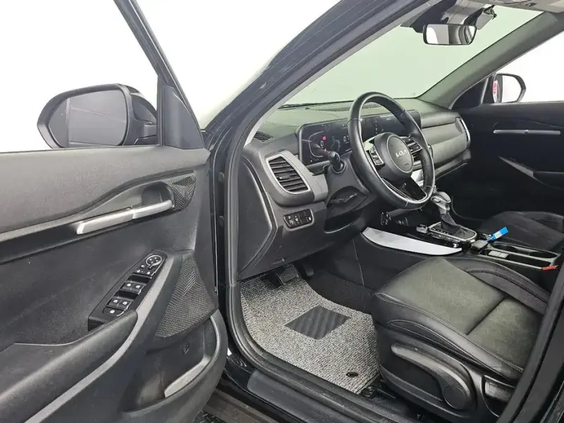 2024 Kia Seltos с пробегом 42 891 км