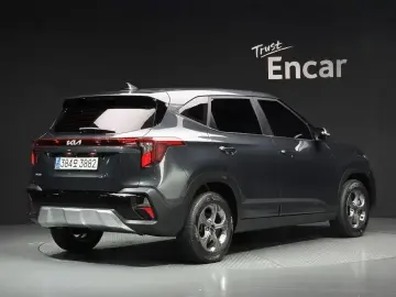 2023 Kia Seltos с пробегом 74 562 км