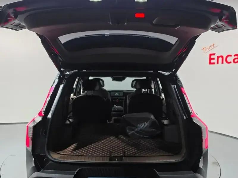 2026 Kia EV9 с пробегом 2 269 км
