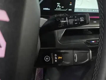 2023 Kia EV9 с пробегом 44 065 км