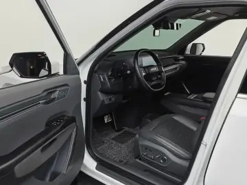 2023 Kia EV9 с пробегом 44 065 км