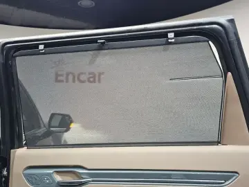 2023 Kia EV9 с пробегом 28 141 км