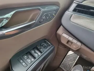 2023 Kia EV9 с пробегом 39 588 км
