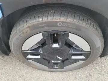 2023 Kia EV9 с пробегом 39 588 км