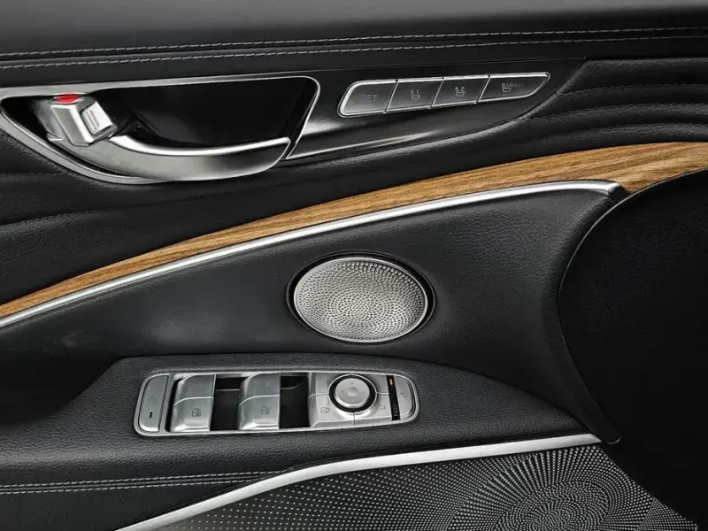2023 Kia K9 с пробегом 44 375 км