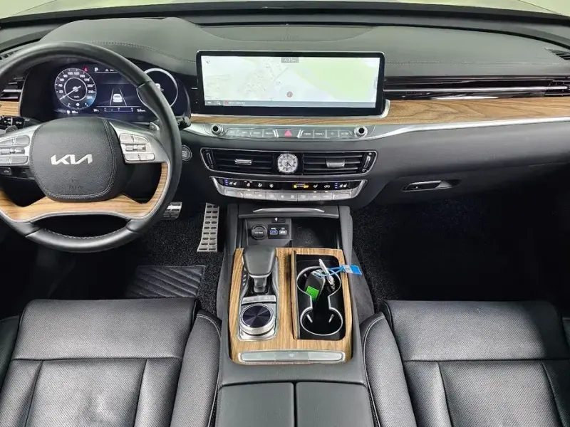 2023 Kia K9 с пробегом 23 047 км