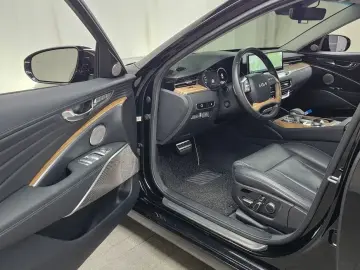 2023 Kia K9 с пробегом 23 047 км