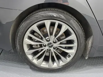 2023 Kia K9 с пробегом 80 181 км