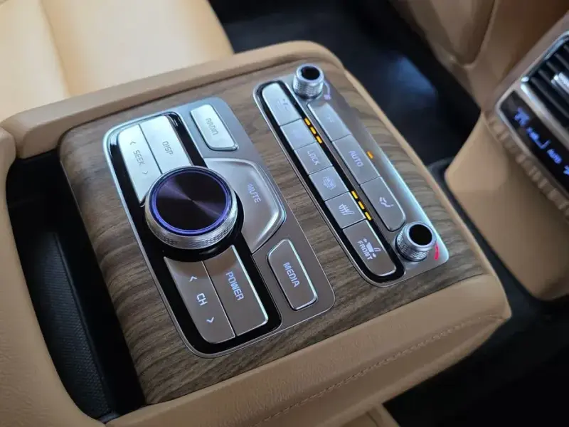 2023 Kia K9 с пробегом 80 181 км