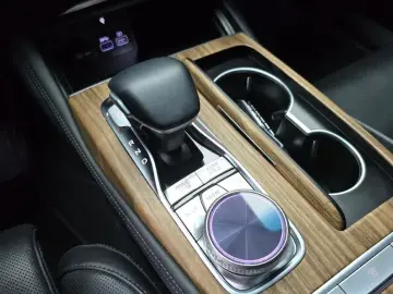 2023 Kia K9 с пробегом 63 061 км