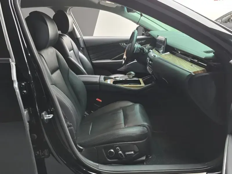 2023 Kia K9 с пробегом 63 061 км