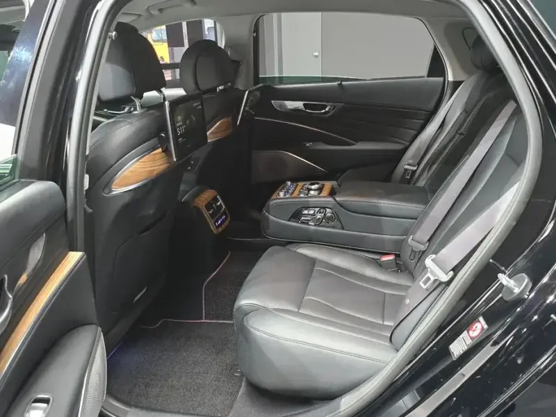 2023 Kia K9 с пробегом 63 061 км