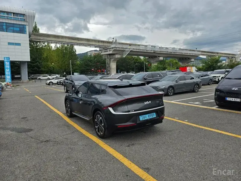 2023 Kia EV6 с пробегом 43 440 км