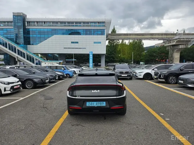 2023 Kia EV6 с пробегом 43 440 км