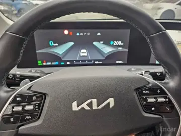 2023 Kia EV6 с пробегом 43 440 км