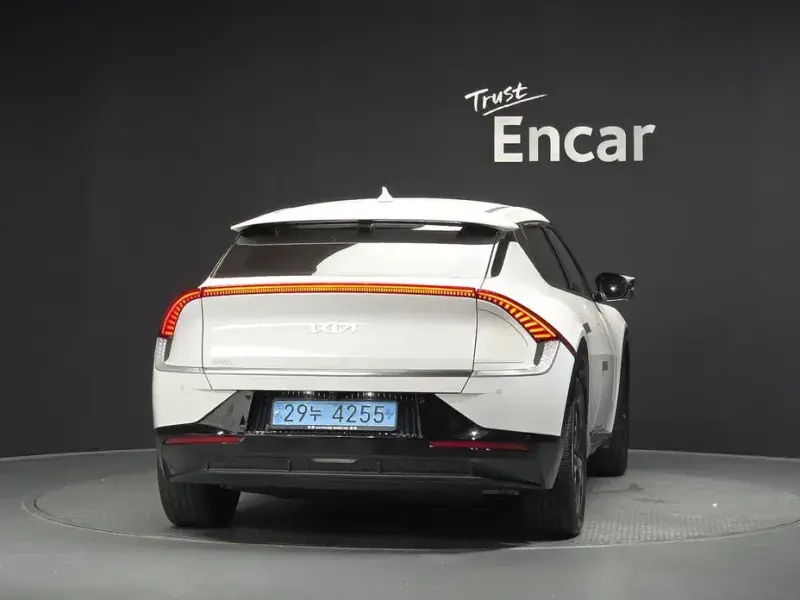 2024 Kia EV6 с пробегом 47 270 км