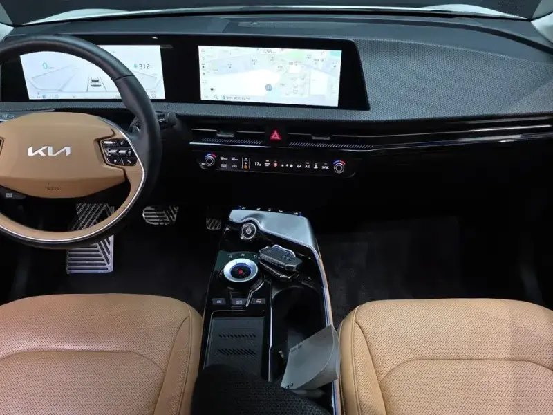2024 Kia EV6 с пробегом 47 270 км
