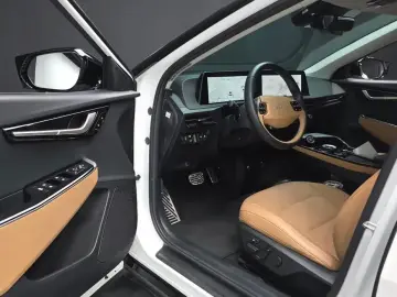 2024 Kia EV6 с пробегом 47 270 км