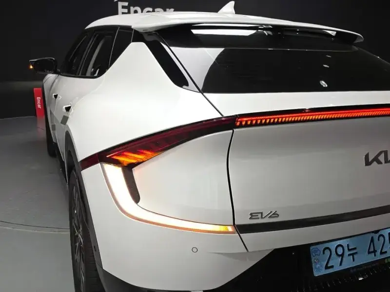 2024 Kia EV6 с пробегом 47 270 км
