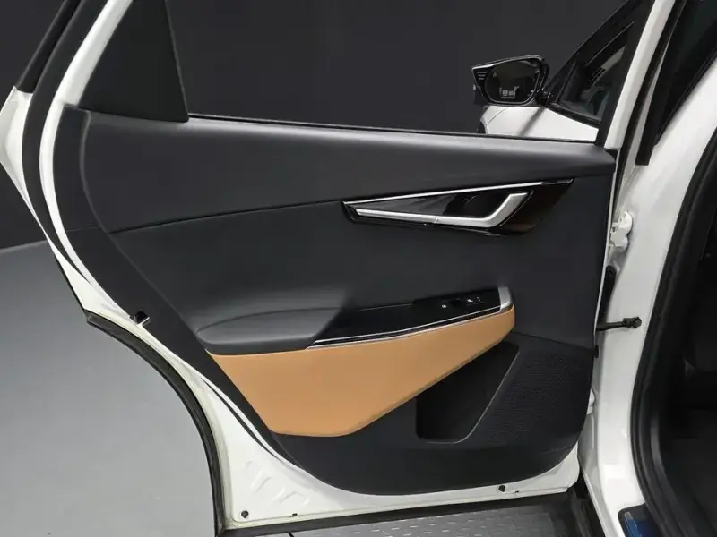 2024 Kia EV6 с пробегом 47 270 км