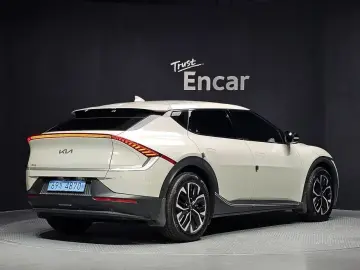 2022 Kia EV6 с пробегом 96 337 км
