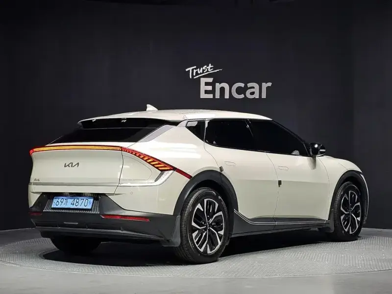 2022 Kia EV6 с пробегом 96 337 км