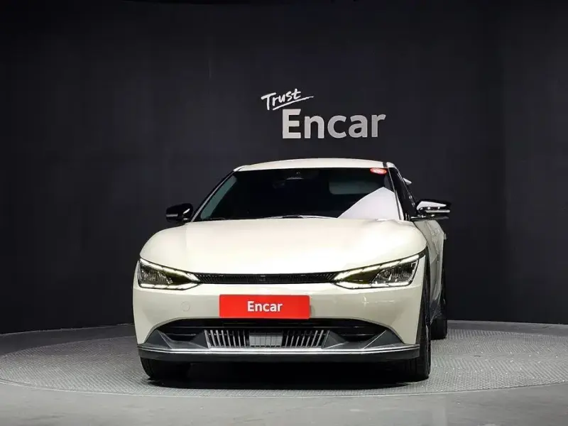 2022 Kia EV6 с пробегом 96 337 км