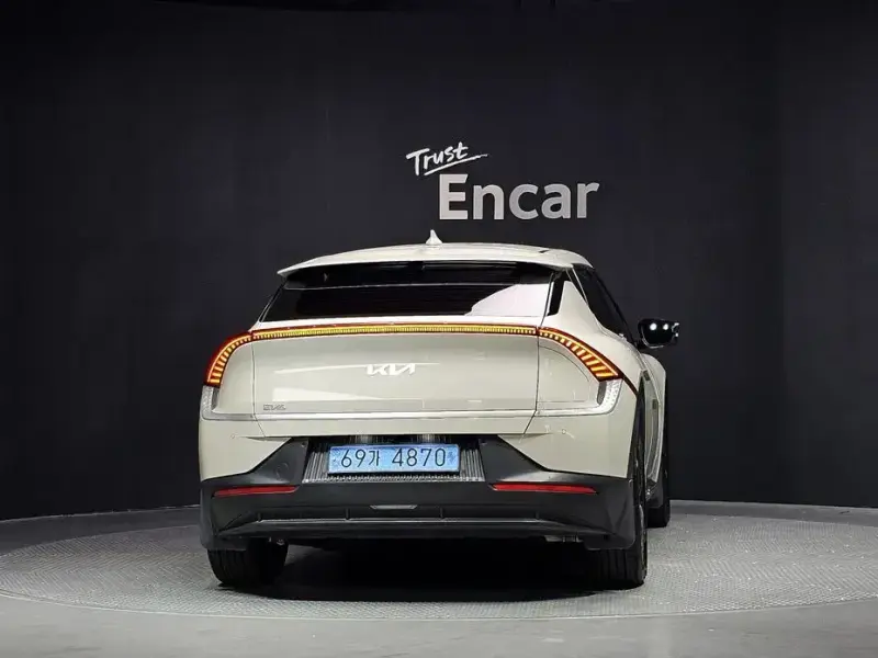 2022 Kia EV6 с пробегом 96 337 км