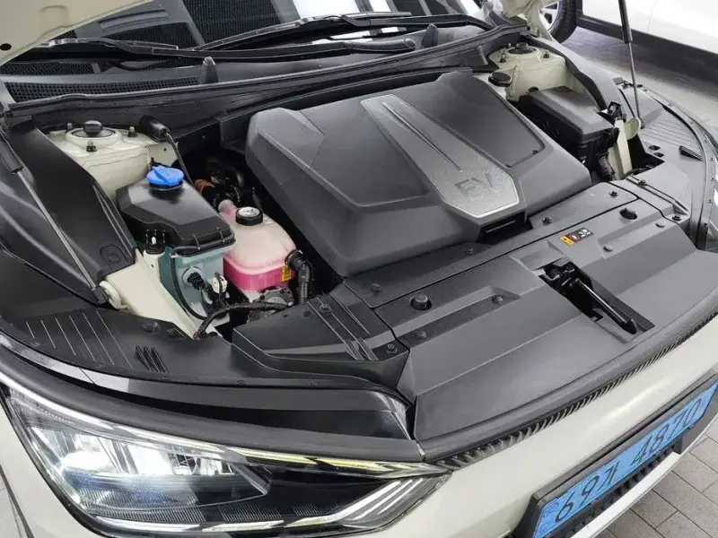 2022 Kia EV6 с пробегом 96 337 км