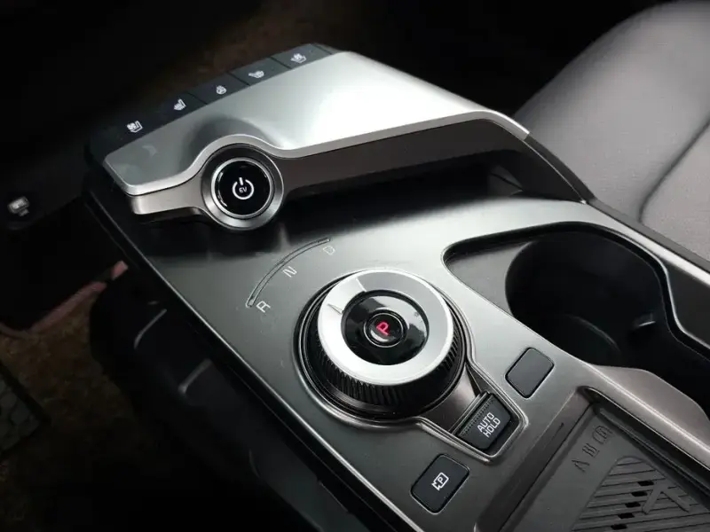 2022 Kia EV6 с пробегом 96 337 км
