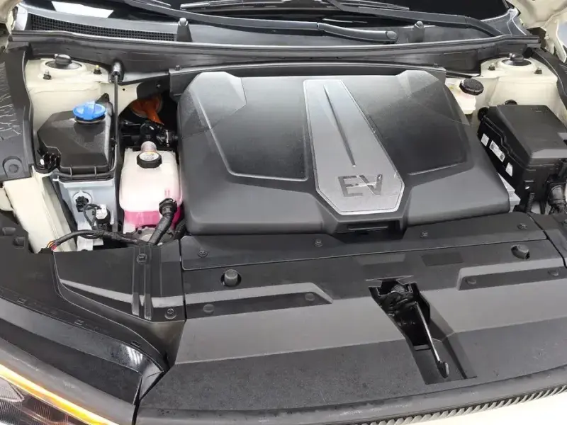 2022 Kia EV6 с пробегом 21 115 км