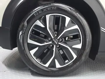 2022 Kia EV6 с пробегом 21 115 км