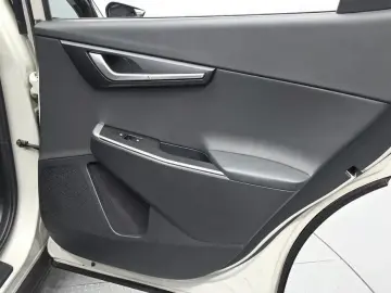2022 Kia EV6 с пробегом 21 115 км