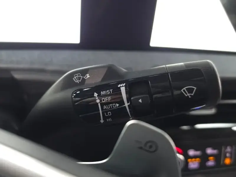 2022 Kia EV6 с пробегом 21 115 км
