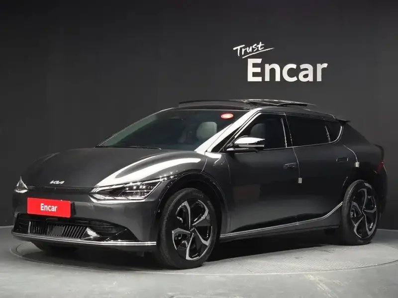 2023 Kia EV6 с пробегом 34 384 км