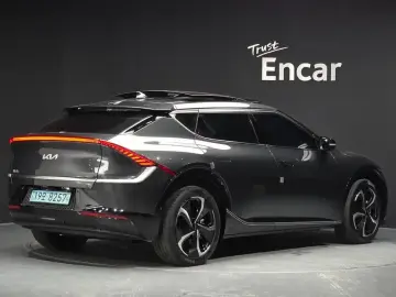 2023 Kia EV6 с пробегом 34 384 км