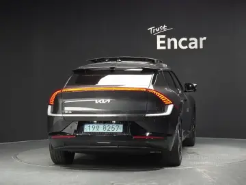 2023 Kia EV6 с пробегом 34 384 км