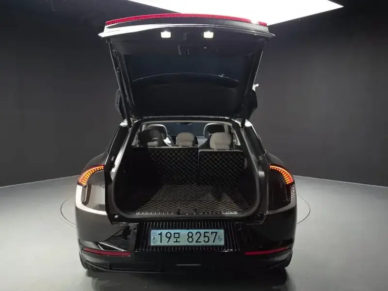 2023 Kia EV6 с пробегом 34 384 км