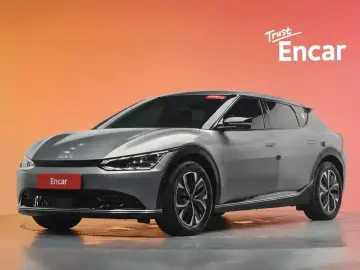 2022 Kia EV6 с пробегом 69 152 км