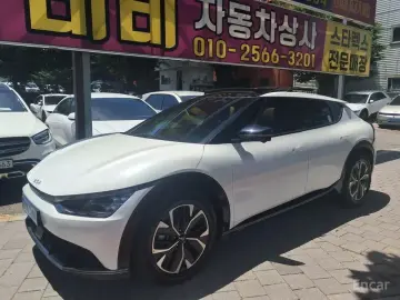 2024 Kia EV6 с пробегом 56 123 км