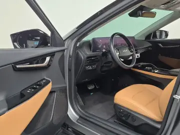 2022 Kia EV6 с пробегом 69 152 км