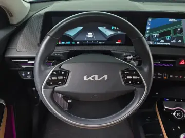 2022 Kia EV6 с пробегом 69 152 км