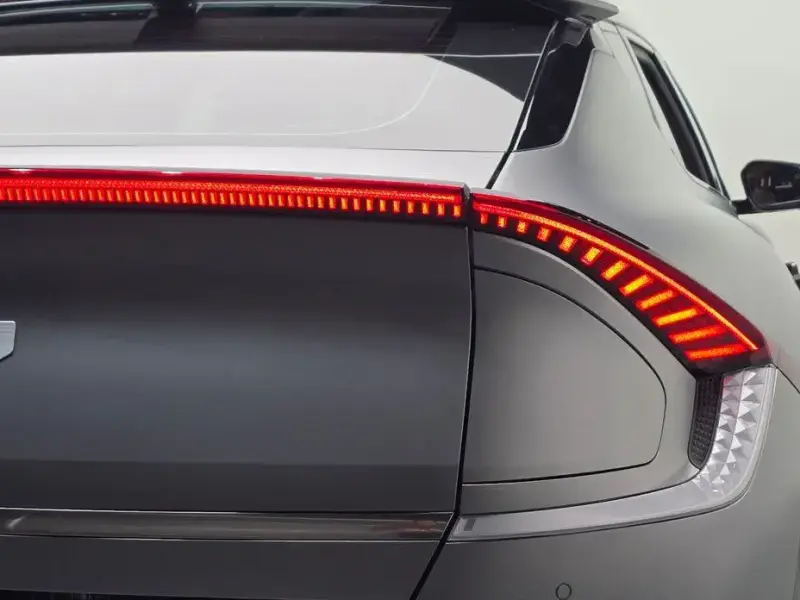 2022 Kia EV6 с пробегом 69 152 км