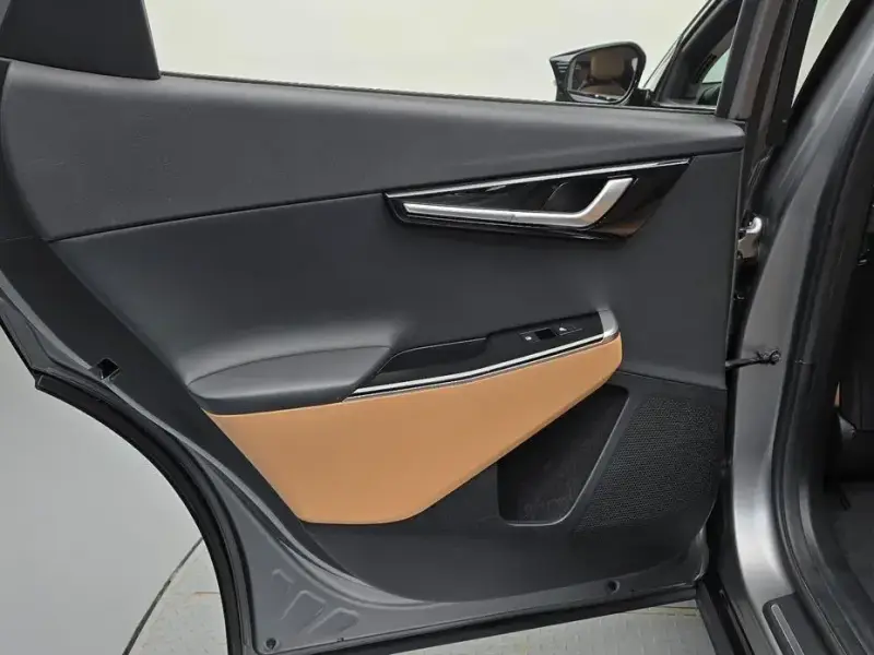 2022 Kia EV6 с пробегом 69 152 км