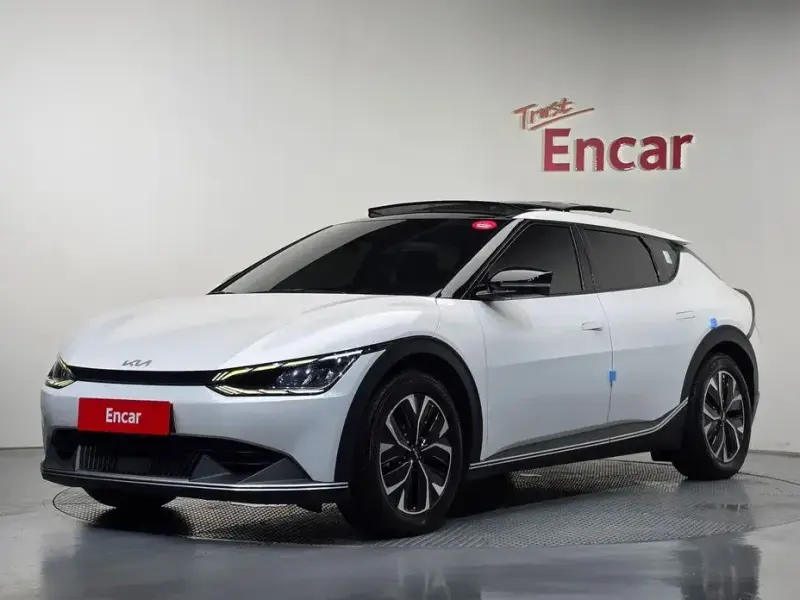 2022 Kia EV6 с пробегом 70 200 км